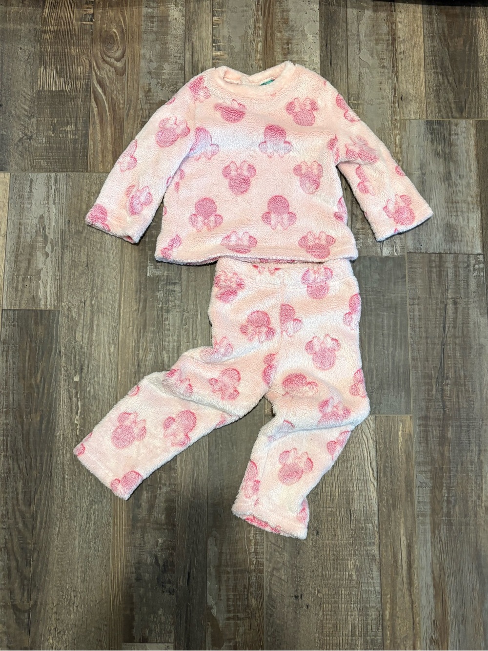 Disney Pink Plush Kids Pajama Set with Minnie Pattern